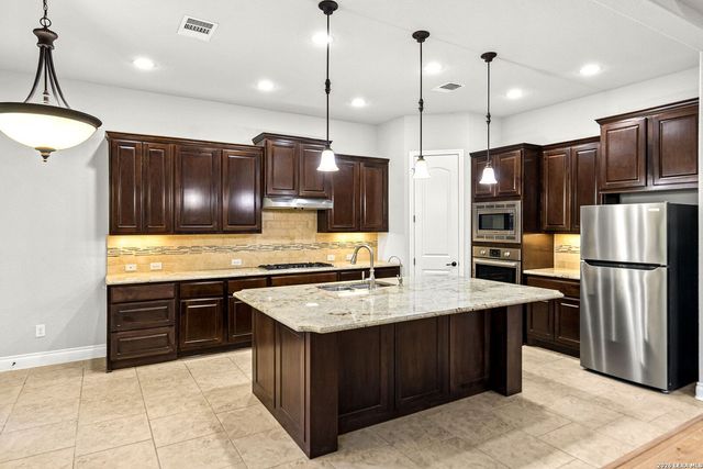 25207 Estancia Cir,, San Antonio, TX 78260