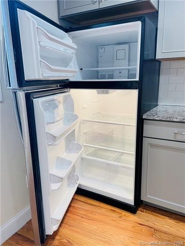 31 Brainerd Road 1, Branford, CT 06405