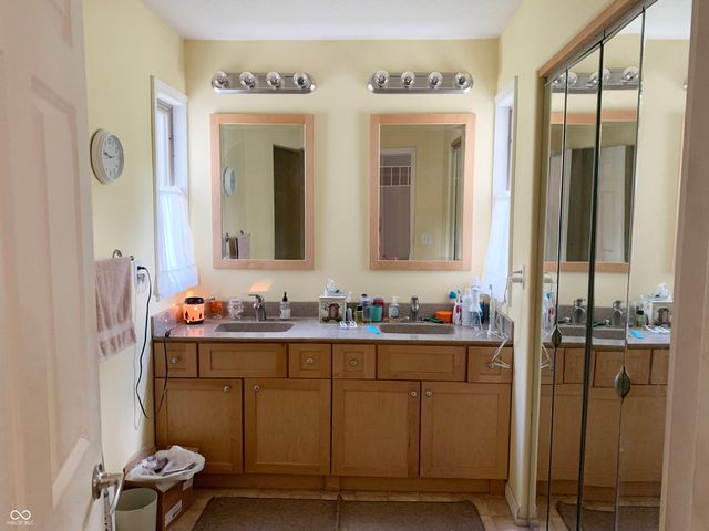 1873 S Lee Kay Drive, Rockville, IN 47872