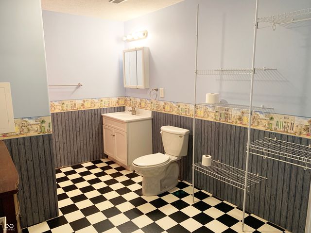 1873 S Lee Kay Drive, Rockville, IN 47872