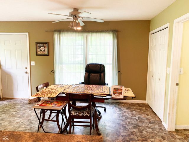 1873 S Lee Kay Drive, Rockville, IN 47872