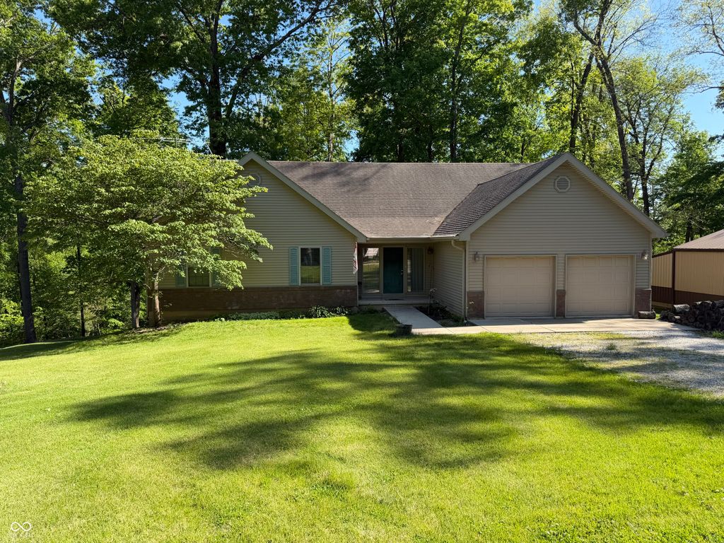 1873 S Lee Kay Drive, Rockville, IN 47872