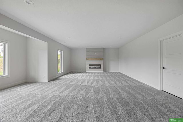 10019 Prospect Street, Papillion, NE 68046