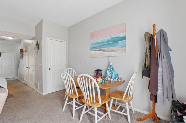707 Pondview Drive, 36, Grove City, OH 43123
