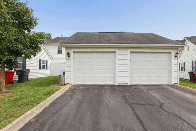 707 Pondview Drive, 36, Grove City, OH 43123