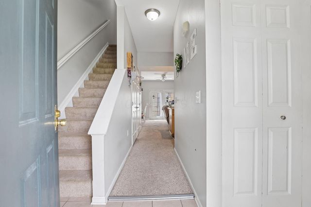 707 Pondview Drive, 36, Grove City, OH 43123