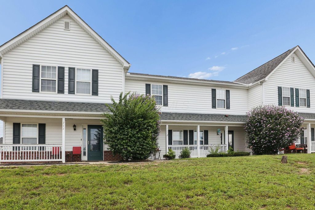 707 Pondview Drive, 36, Grove City, OH 43123