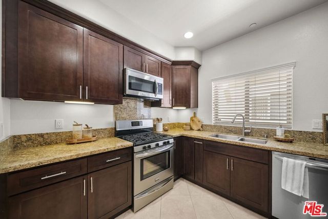 5727 Camellia Avenue 108, North Hollywood, CA 91601
