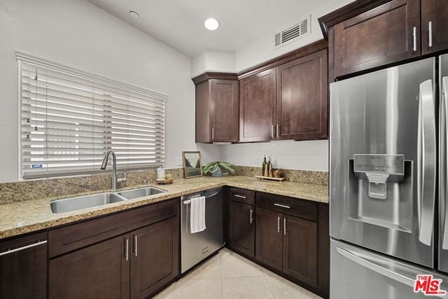5727 Camellia Avenue 108, North Hollywood, CA 91601