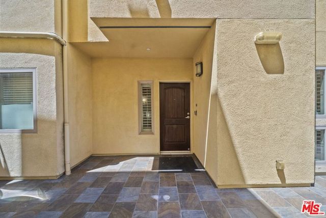 5727 Camellia Avenue 108, North Hollywood, CA 91601