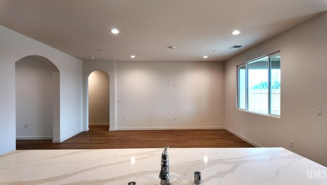 7408 Cryosphere Street, Bakersfield, CA 93311