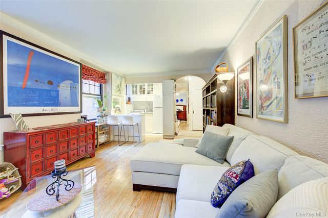 109-14 Ascan Avenue 1K, Forest Hills, NY 11375