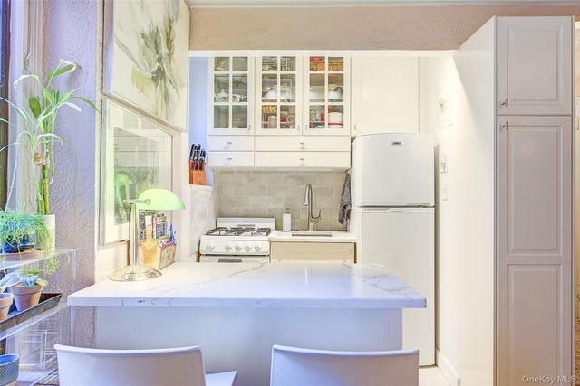 109-14 Ascan Avenue 1K, Forest Hills, NY 11375