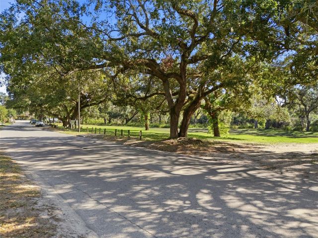 2011 E MULBERRY DRIVE, Tampa, FL 33604