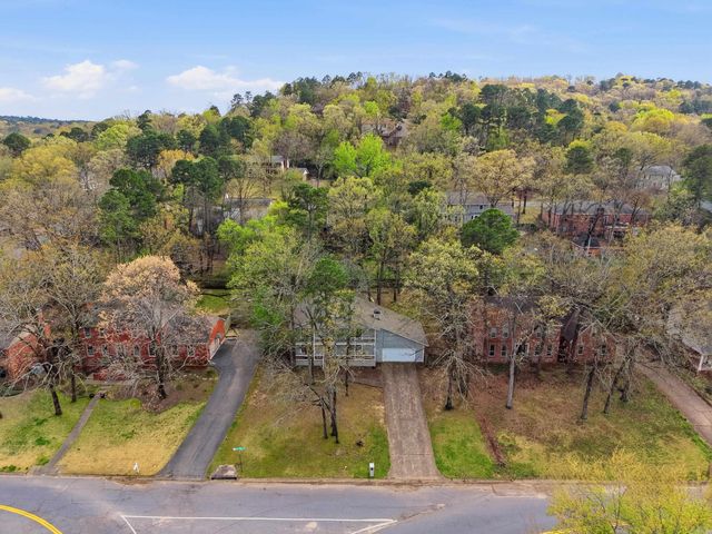 13311 Beckenham Drive, Little Rock, AR 72212