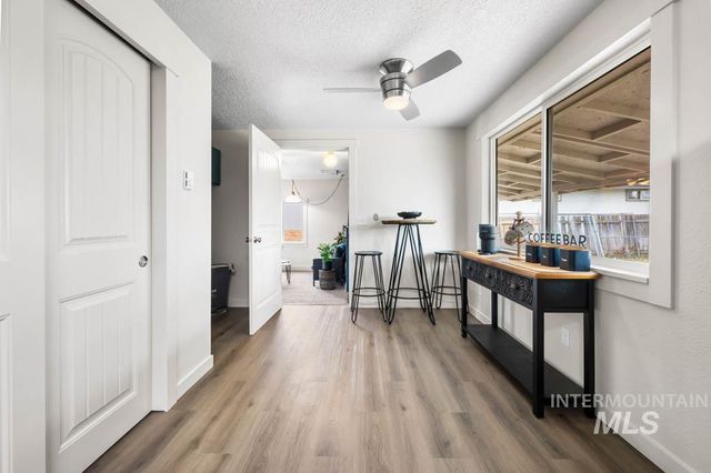 456 N School, Kuna, ID 83634