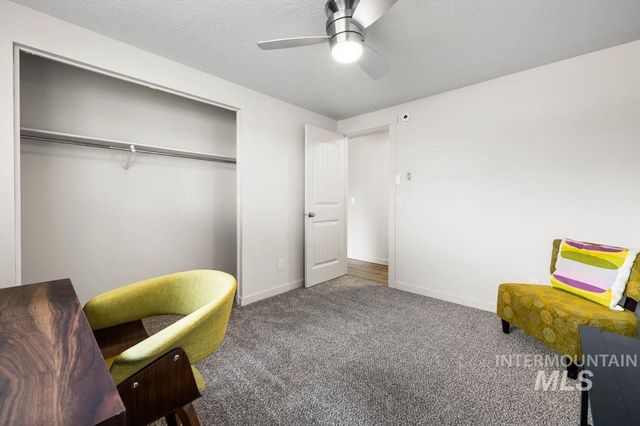 456 N School, Kuna, ID 83634