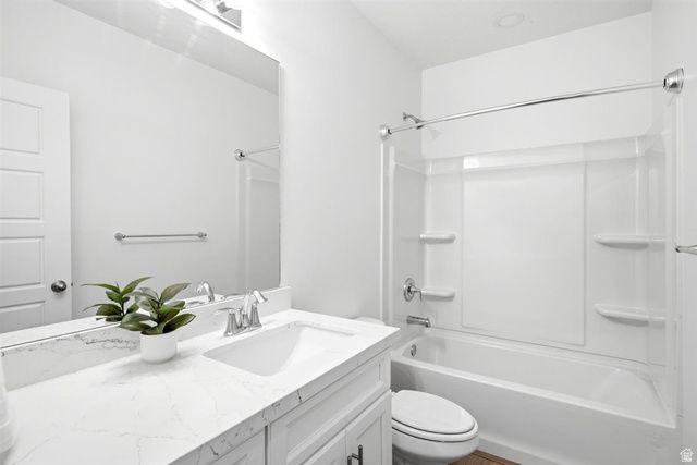 2060 W 900 N, Layton, UT 84041