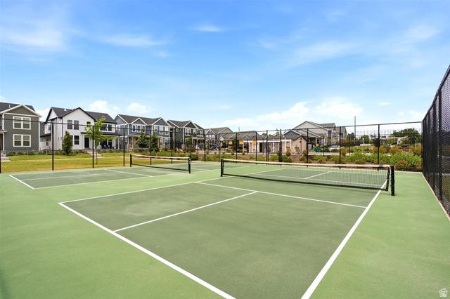 2060 W 900 N, Layton, UT 84041