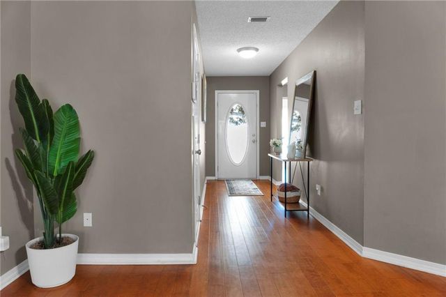 8254 Magnolia Village Drive S, Mobile, AL 36695