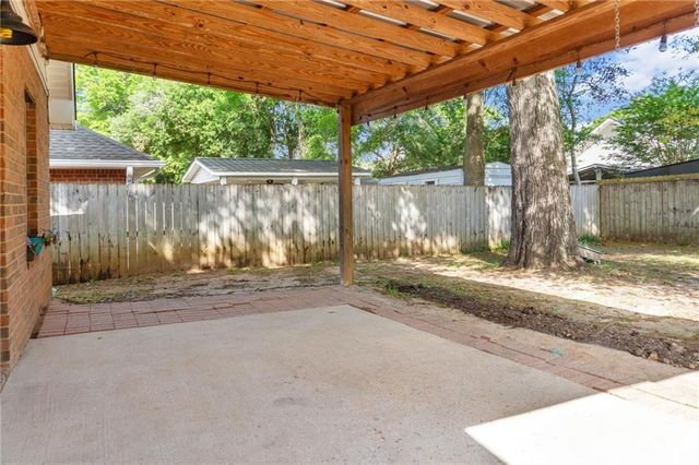 8254 Magnolia Village Drive S, Mobile, AL 36695