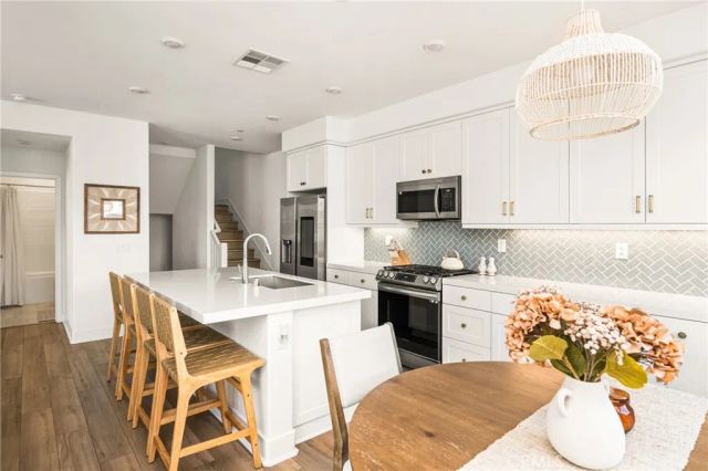 1613 Jade Road, Rancho Mission Viejo, CA 92694