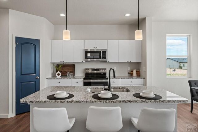 562 N Bayview Dr, Pueblo West, CO 81007
