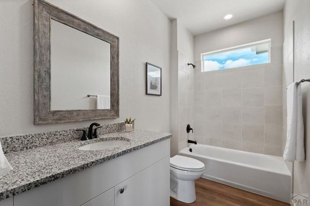 562 N Bayview Dr, Pueblo West, CO 81007