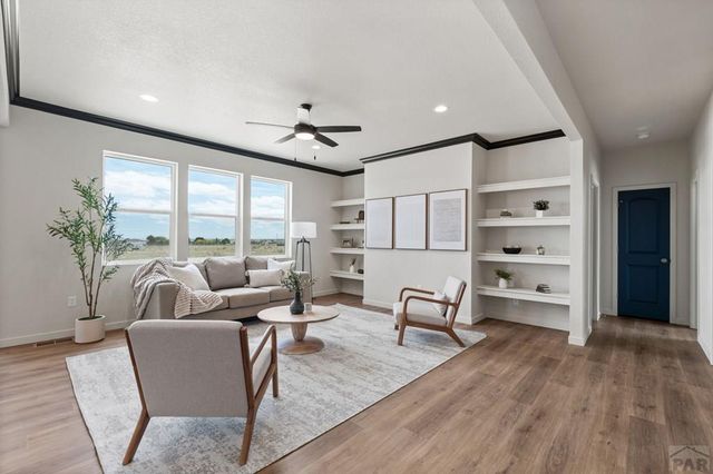 562 N Bayview Dr, Pueblo West, CO 81007