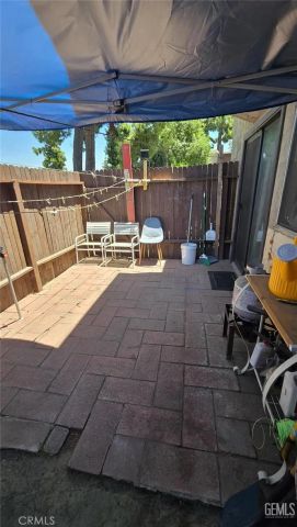 6021 Almendra Avenue C, Bakersfield, CA 93309