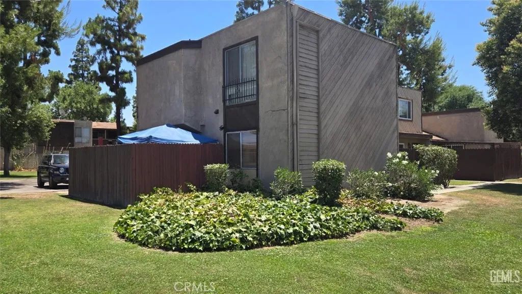 6021 Almendra Avenue C, Bakersfield, CA 93309