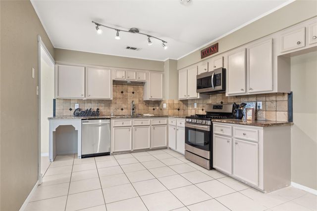 1107 Burning Tree Road, Houston, TX 77339