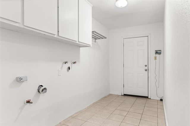 1107 Burning Tree Road, Houston, TX 77339