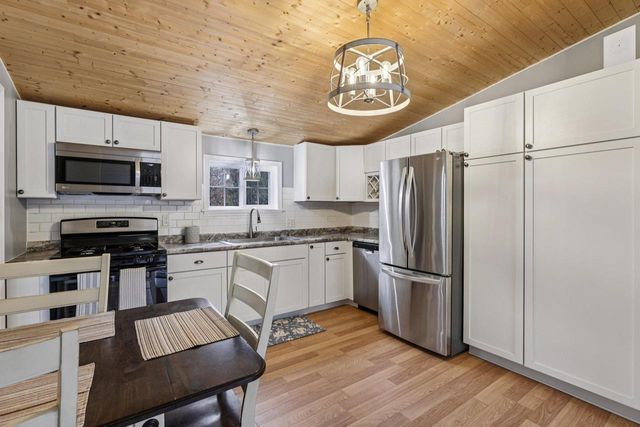 W1493 64th Street, Lyndon Station, WI 53944