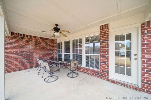 7316 E Knoxville Street, Broken Arrow, OK 74014