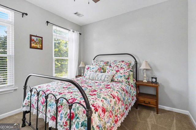 74 Medallion Park, Newnan, GA 30265