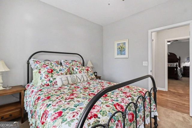 74 Medallion Park, Newnan, GA 30265