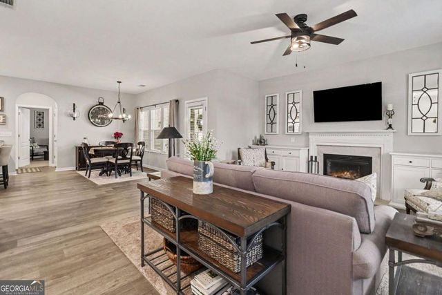 74 Medallion Park, Newnan, GA 30265