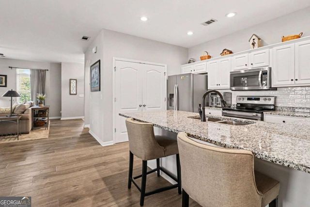 74 Medallion Park, Newnan, GA 30265