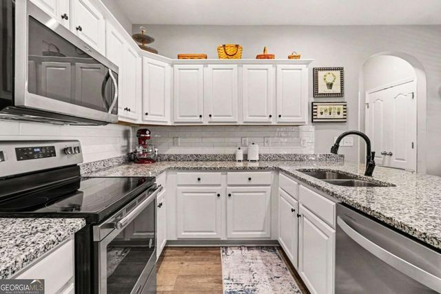 74 Medallion Park, Newnan, GA 30265