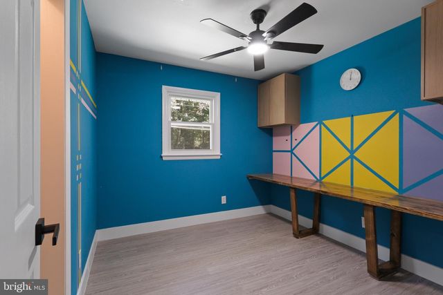 11929 WAPLES MILL RD, Oakton, VA 22124