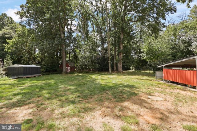 11929 WAPLES MILL RD, Oakton, VA 22124