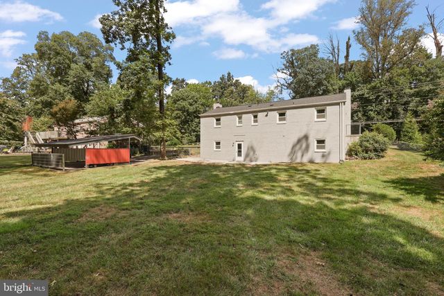 11929 WAPLES MILL RD, Oakton, VA 22124
