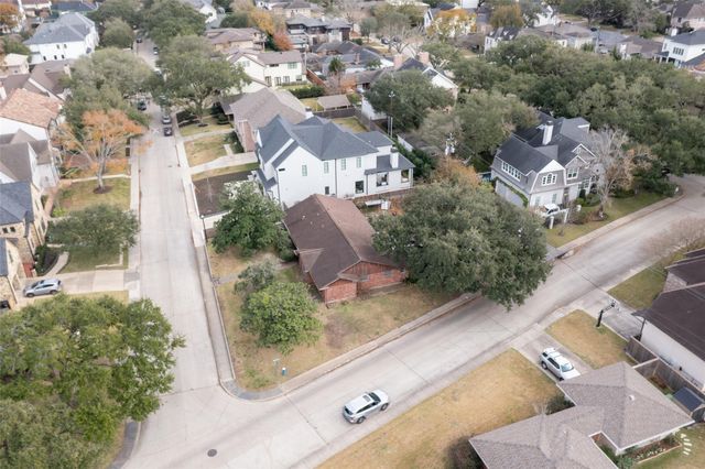 3647 Aberdeen Way, Houston, TX 77025