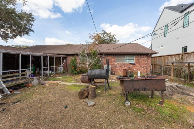 3647 Aberdeen Way, Houston, TX 77025