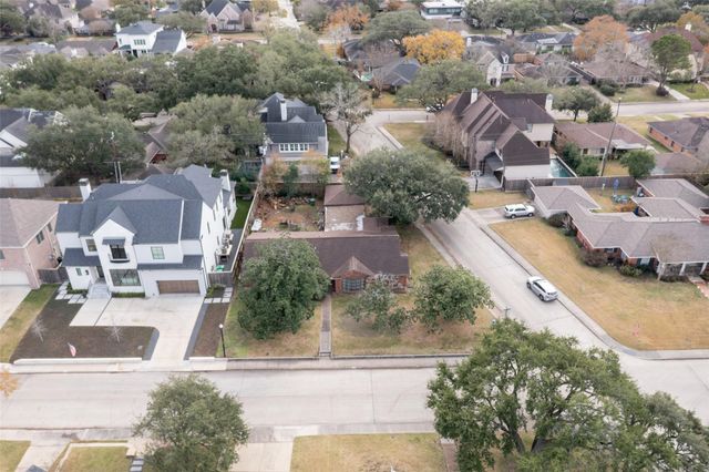 3647 Aberdeen Way, Houston, TX 77025