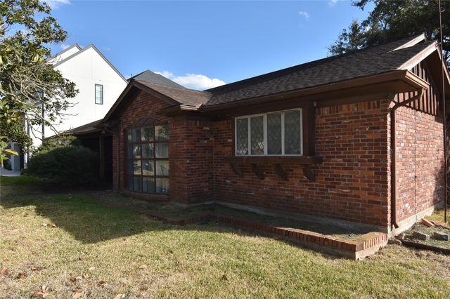 3647 Aberdeen Way, Houston, TX 77025