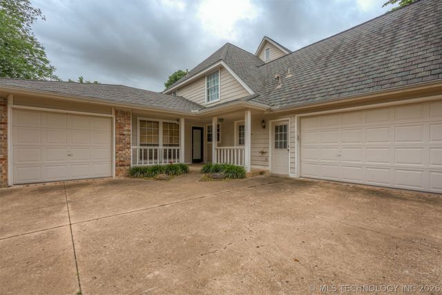 8401 Millwood Road, Broken Arrow, OK 74011