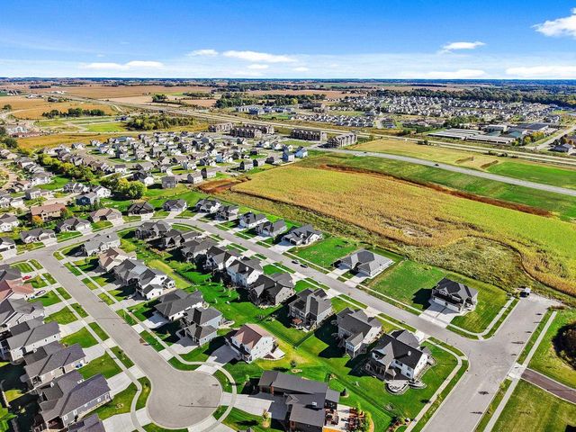 6561 Vista Valley, Deforest, WI 53598