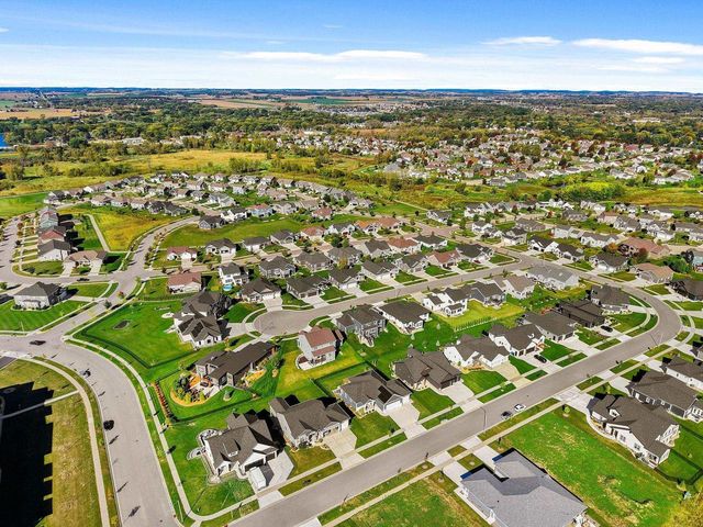 6561 Vista Valley, Deforest, WI 53598